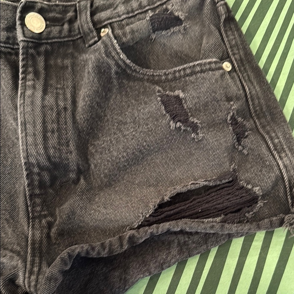 Pull&Bear Black Jean Shorts Distressed High-Waisted - Picture 6 of 6